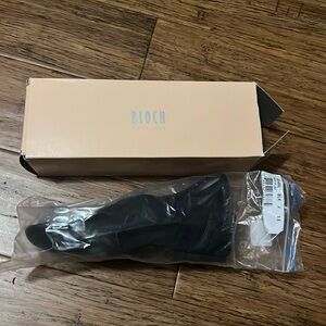 Bloch jazz shoes